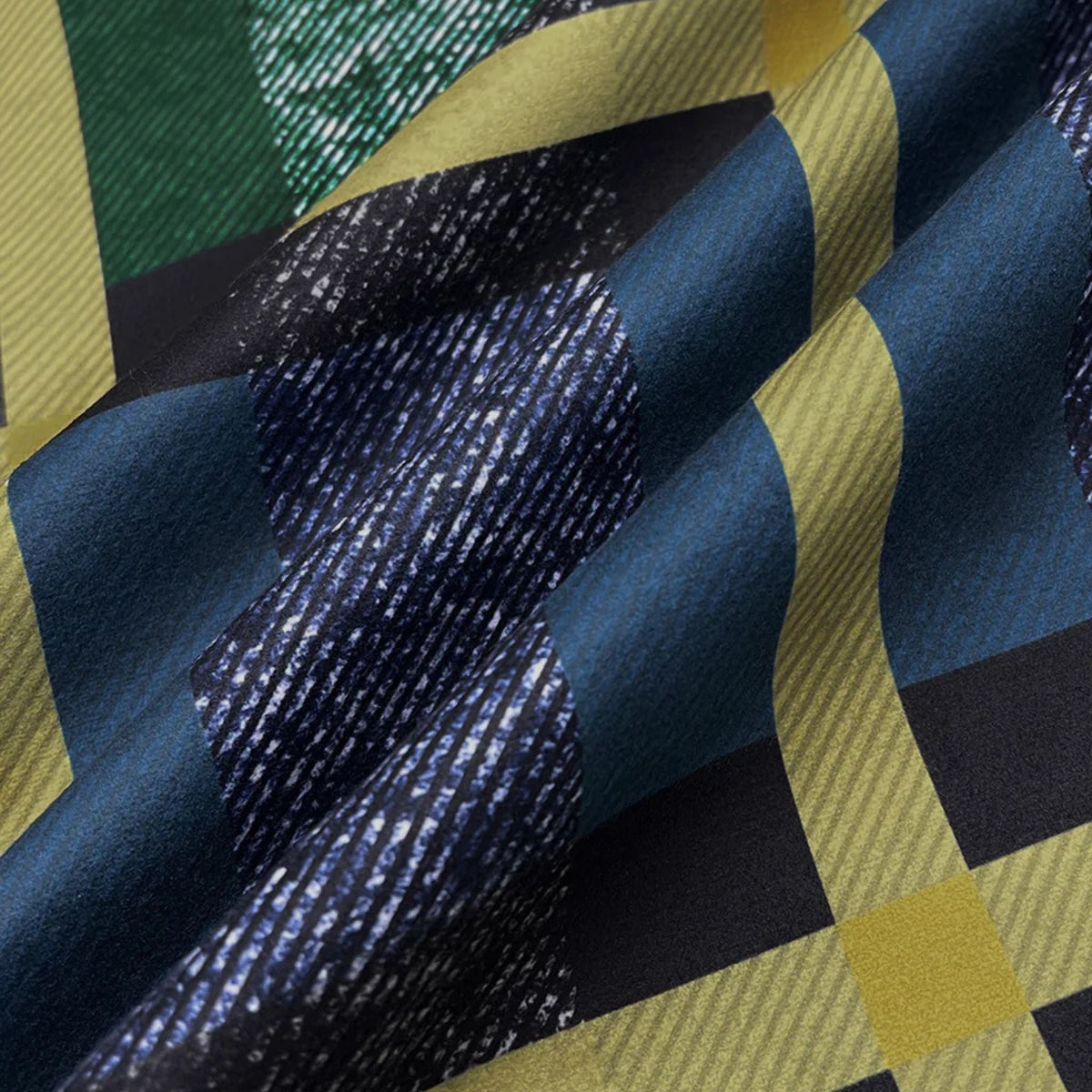 Kabát s bohémským patchworkovým potiskem